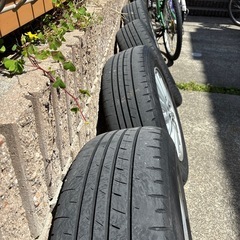 商談中 トヨタノア　ハイブリッド　ホイルの画像