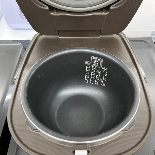 IH炊飯ジャー　IRIS OHYAMA KRC-IK50-T ５.5合 2021年製 のご紹介です！