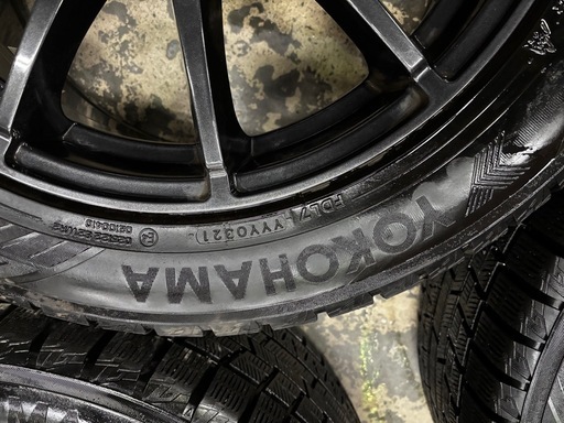 ヨコハマ iceGUARD iG60 245/50R18 スタッドレス 黒アルミホイール4本セット バリ溝