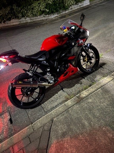 バイク GSXR125