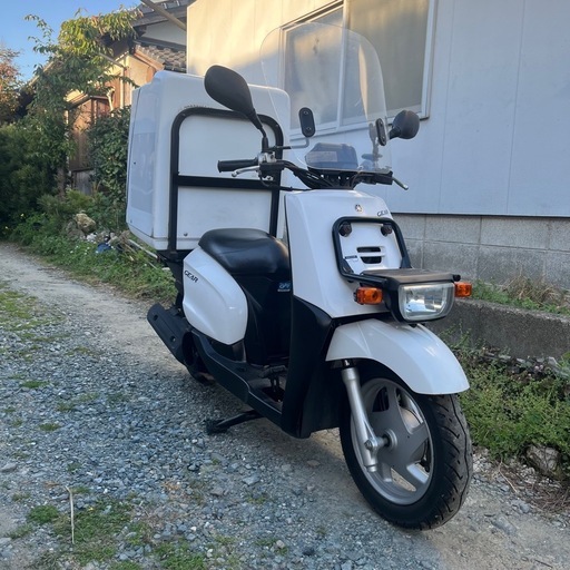 ギア50  リアボックス付き　Uber