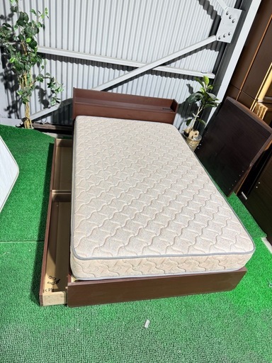 ?激安?❗️配送•設置?❗️収納付きセミダブルベッド　マットレスセット　コンセント付き