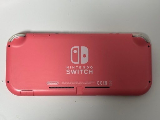 Nintendo Switchライトコーラル