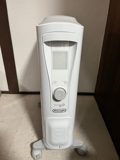 デロンギ　オイルヒーター　ほぼ新品