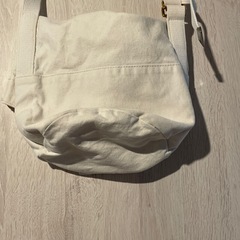 ショルダーバッグの画像