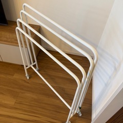 【お引取り者さま決定済】towerのタオル掛けの画像