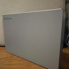 ノートパソコン　ASUS Zenbook 14 OLED (UX3405)の画像