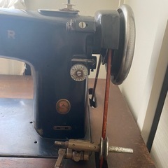 SINGER 188 足踏みミシンの画像
