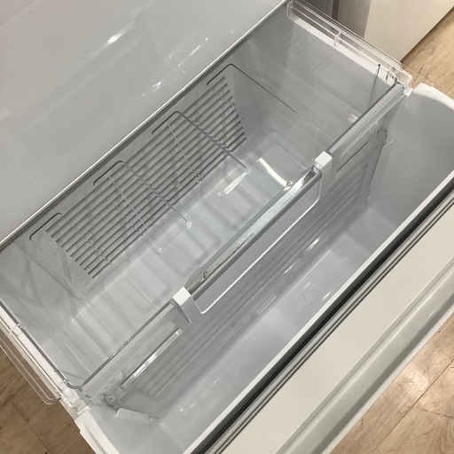 【6ヶ月間の動作保証付き】HITACHIの5ドア冷蔵庫R-S40Jのご紹介です