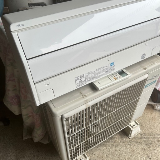 動作確認済　FUJITSU  ノクリア　2019年製　AS-C22J-W　2,2kw　おもに6畳用　リモコン付き