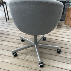 お値下げ中　IKEA イケア　回転チェア　キャスターつきの画像