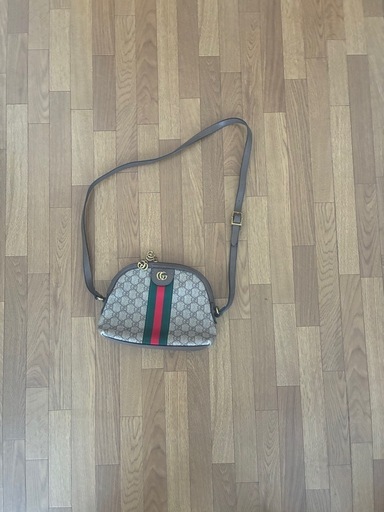 GUCCI ショルダーバッグ　　