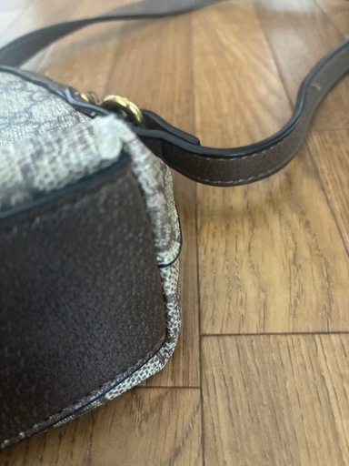 GUCCI ショルダーバッグ　　