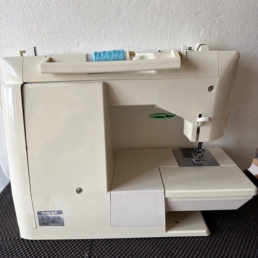 売約済み　古いけど快調・美品　シンガーmonami