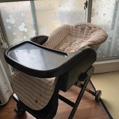 Apricaのベビーチェアです。の画像