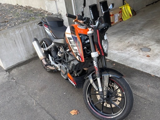 KTM DUKE200 社外マフラー 社外シート付き