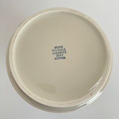 SCOPEのキッチンツールキャニスター170mmホワイトとSIDE BY SIDEのTipping Cooking Spoonの画像