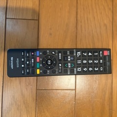 SHARP AQUOS 32型　液晶カラーテレビの画像