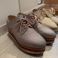 女性用革靴の画像