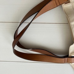 アニヤハインドマーチ　トートばっバックの画像