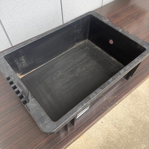 まとめ売り　メダカ飼育用　中古NVボックス３８箱　オーバーフロー用に改良済み品 メダカ飼育容器 NVボックス#13 各色（入手困難な白・グレーも有り