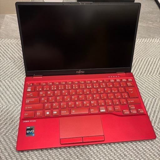 富士通 FMV LIFEBOOK UH90/G2