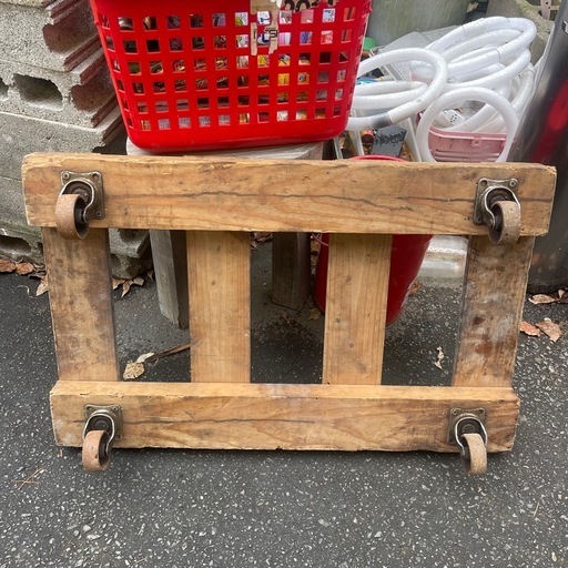 木製台車　鉄タイヤ付き　重量物も移動可能！　縦78×横49㎝　【リサイクルショップ道楽屋】