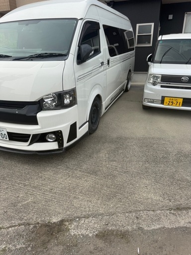 ハイエース　スーパーロング