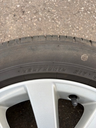 夏タイヤ:グッドイヤーEfficientGrip  ECO 2022年製205/55R16 ホイール:トヨタ純正 6.5Jx16+45 ノア、ヴォクシー、オーリス等 に