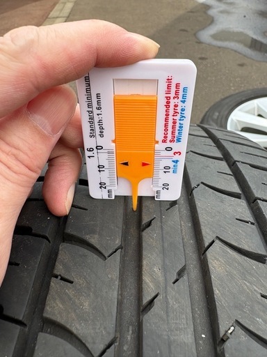 夏タイヤ:グッドイヤーEfficientGrip  ECO 2022年製205/55R16 ホイール:トヨタ純正 6.5Jx16+45 ノア、ヴォクシー、オーリス等 に