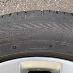 夏タイヤ:グッドイヤーEfficientGrip  ECO 2022年製205/55R16 ホイール:トヨタ純正 6.5Jx16+45 ノア、ヴォクシー、オーリス等 にの画像