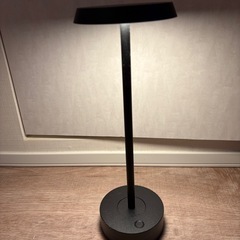 テーブルランプの画像