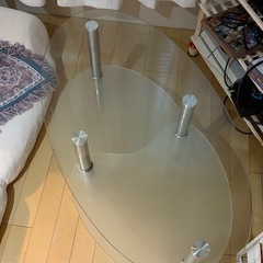 ガラスのローテーブル（2段）の画像