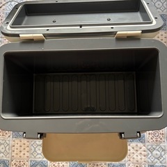 10LクーラーBOXの画像