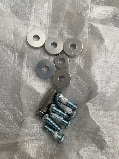 GSX1300R隼用ステップホルダー