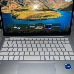 『大幅値下げ可能』最新NEC LAVIE Direct SOL Core i5 16GB タッチパネル 軽量ノートPC の画像
