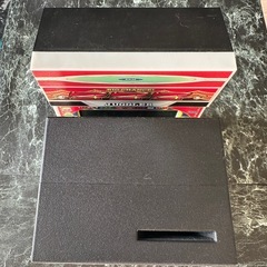 ジャグラーの貯金箱/アラーム時計 2個セットの画像