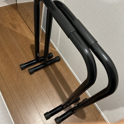 ディップスバー。美しい胸筋のお供に