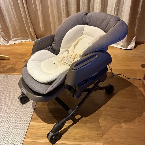 【お譲り先決まりました】コンビ(combi) ネムリラ Auto DR グレー
