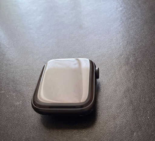 アップルウォッチSE midnight aluminum case 44mm決まりました
