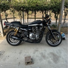 ゼファー1100