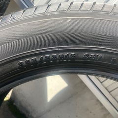 ヨコハマタイヤ　　　225/55R18 バリ溝の画像