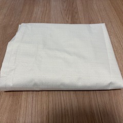 【値下げ】遮光カーテン（小窓・短めサイズ）の画像