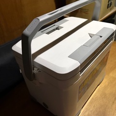 美品　クーラーボックス　綺麗な状態ですの画像