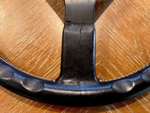 MOMO 正規品　美品　φ 37　ステアリング　メーカーオプション　レザー　