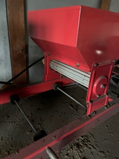 レトロ三菱 播種覆土機 手動式　
