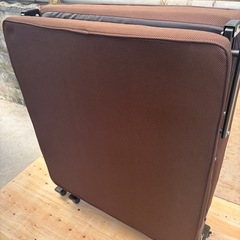 美品！アイリスオーヤマ ハイタイプ 折りたたみベッド 低反発マット 