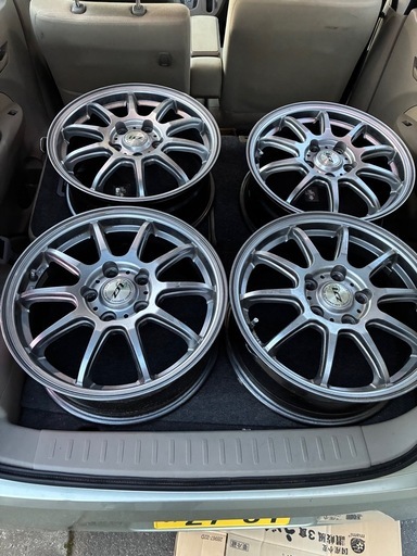 １６インチアルミホイール