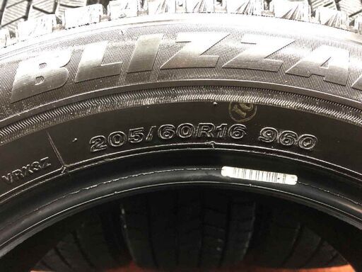BS BRIDGESTONE BLIZZAK VRX3 205/60R16 16インチ スタッドレス 4本 21～23年製 バリ溝 ステップワゴン ヴォクシー プリウスα等　(STZ165)