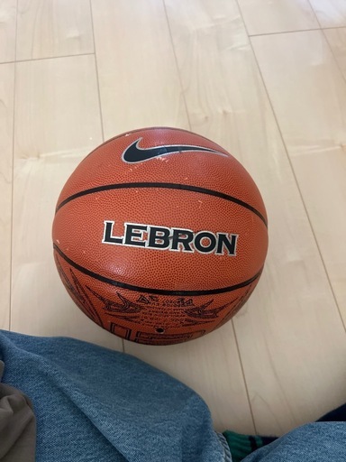 バスケットボール　LeBron NIKE
